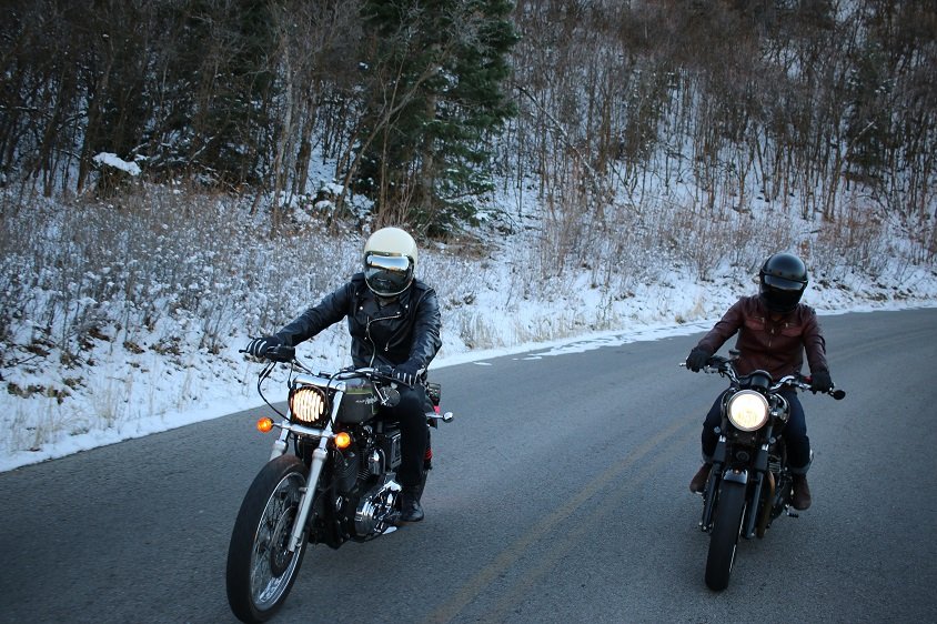 You are currently viewing Cold-Weather Motorcycle Riding Tips